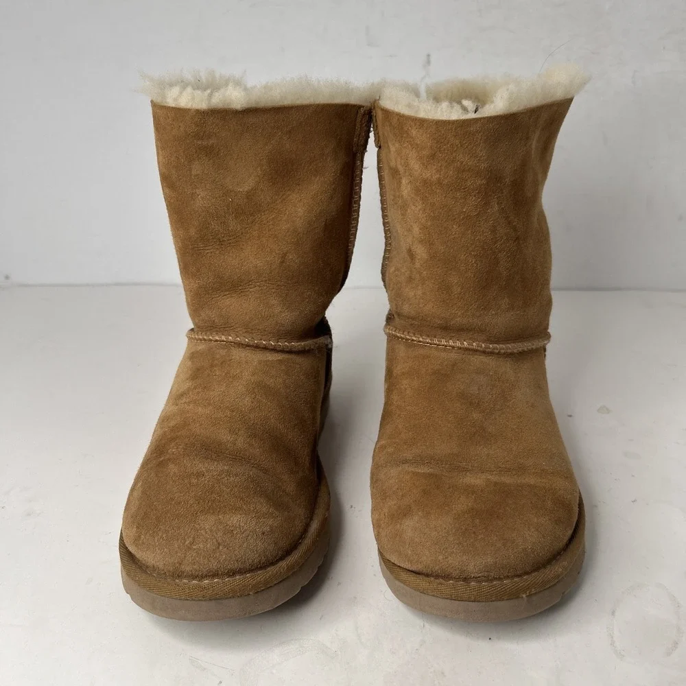 UGG Womens Bailey‎ Bow II 1002954 Chestnut Brown Sheepskin Winter Boots Size 6